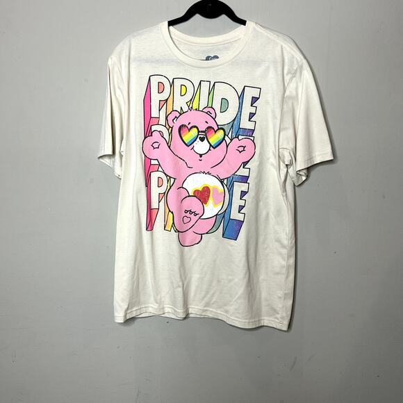 Care Bears Cream Cotton Blend Crew Neck Short Sleeve Pride Graphic Tee Sz Large - Picture 1 of 4
